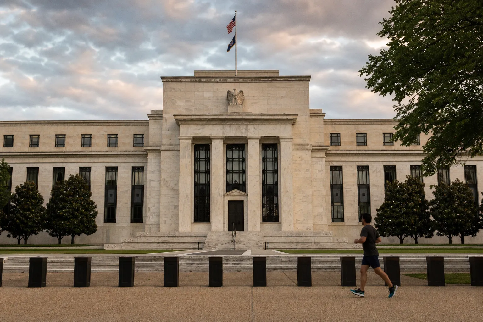 Fed officials were split on direction of interest rates at last meeting, minutes show