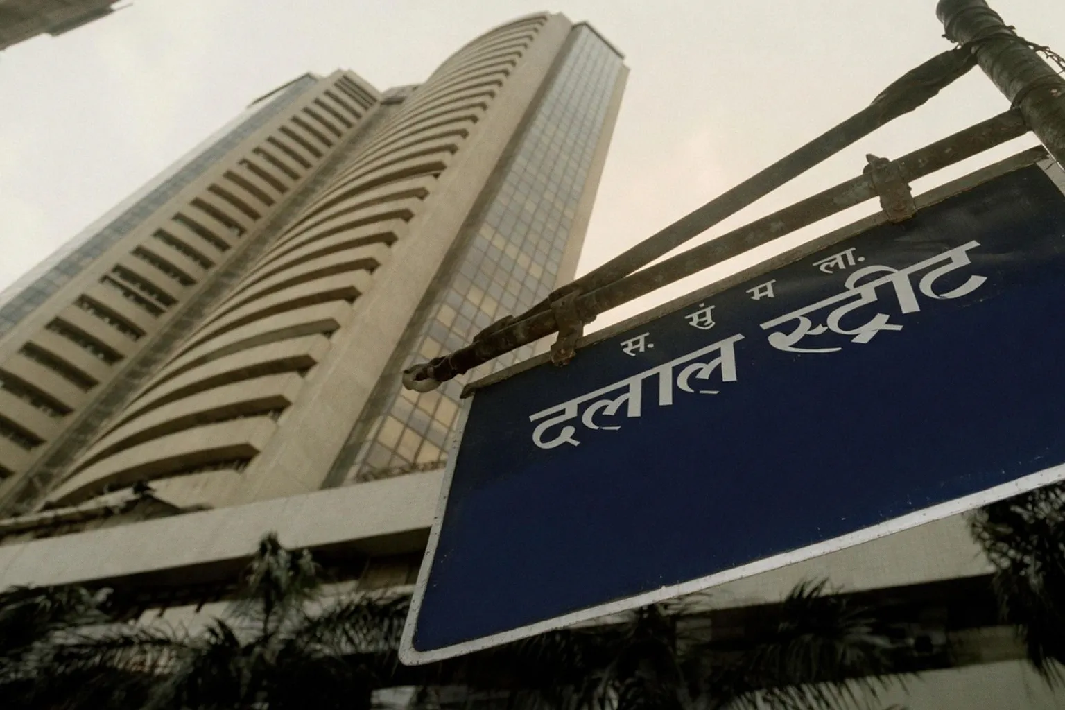 Sensex, Nifty face crucial week as Q1 updates and F&O expiry drive market sentiment